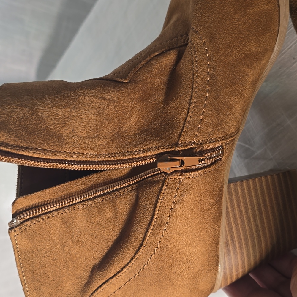 Brash Brown Fringe Ankle Boots Size 11 - Picture 8 of 12
